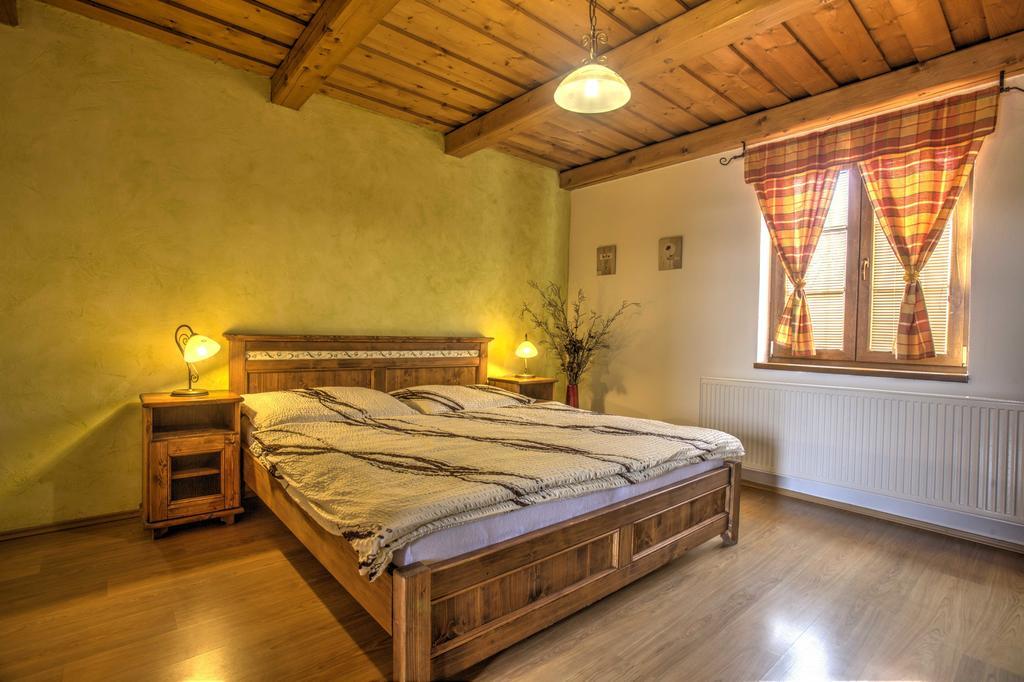Penzion Grobsky Dvor Slovensky Grob Bilik gambar